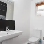 Appartamento Luxurious Serviced